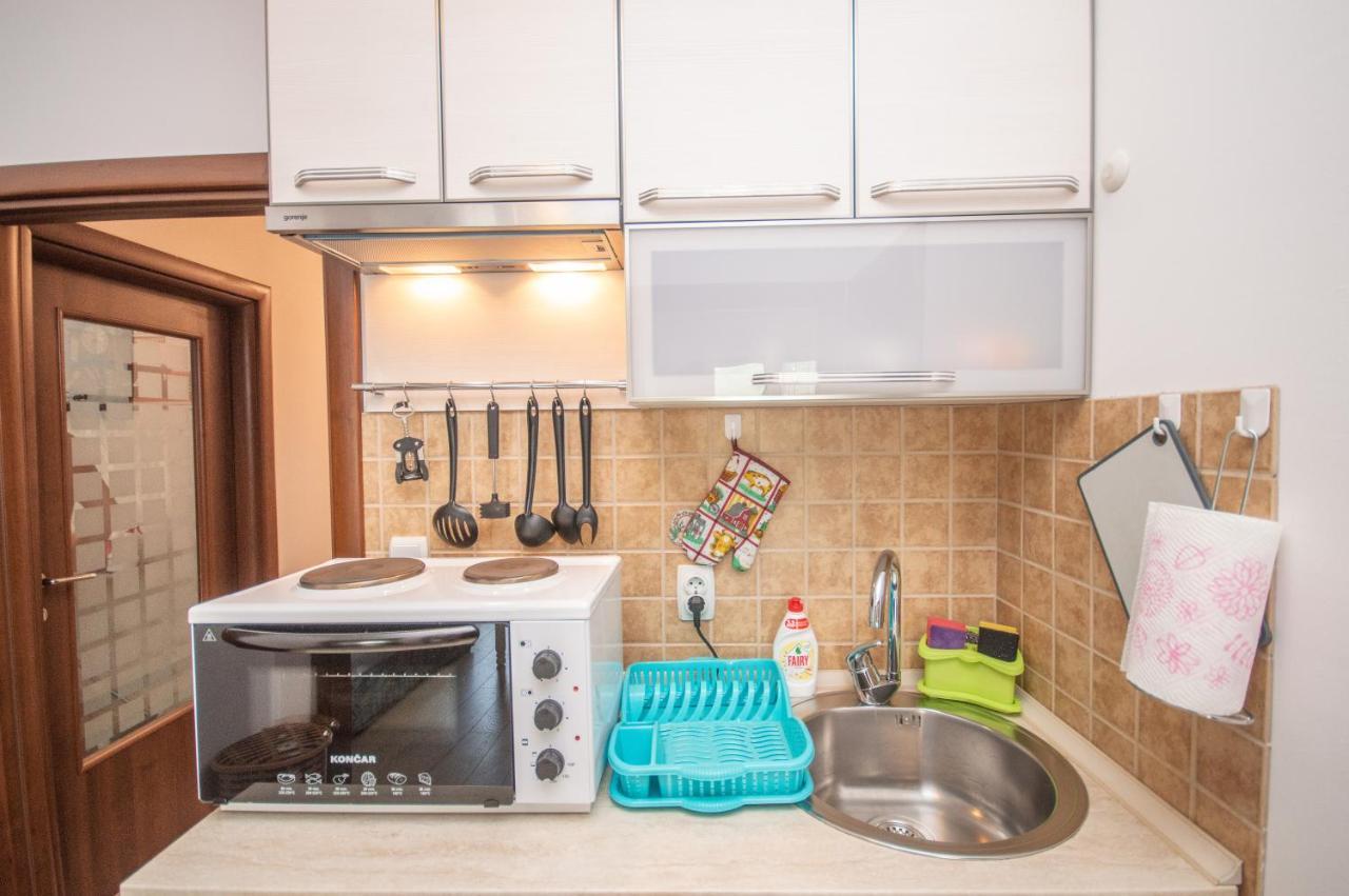 Apartmani Mrsic Risan Kültér fotó