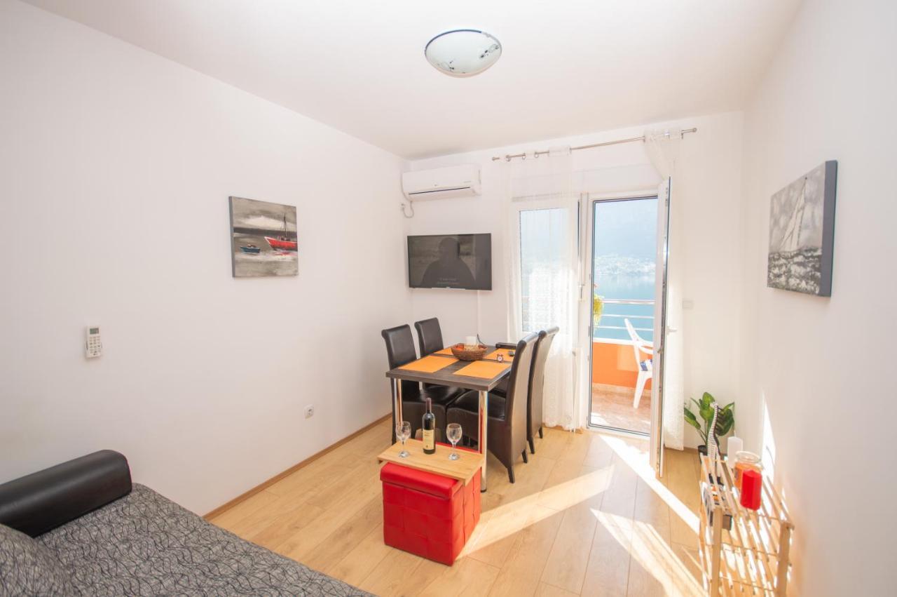 Apartmani Mrsic Risan Kültér fotó